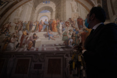 20210525_Key-keeper-of-the-Vatican-Museums_Daniel-Ibáñez_15