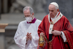 Holy-Mass-on-the-Solemnity-of-Pentecost-presided-over-by-Pope-Francis_Daniel-Ibáñez_1