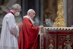 Holy-Mass-on-the-Solemnity-of-Pentecost-presided-over-by-Pope-Francis_Daniel-Ibáñez_3